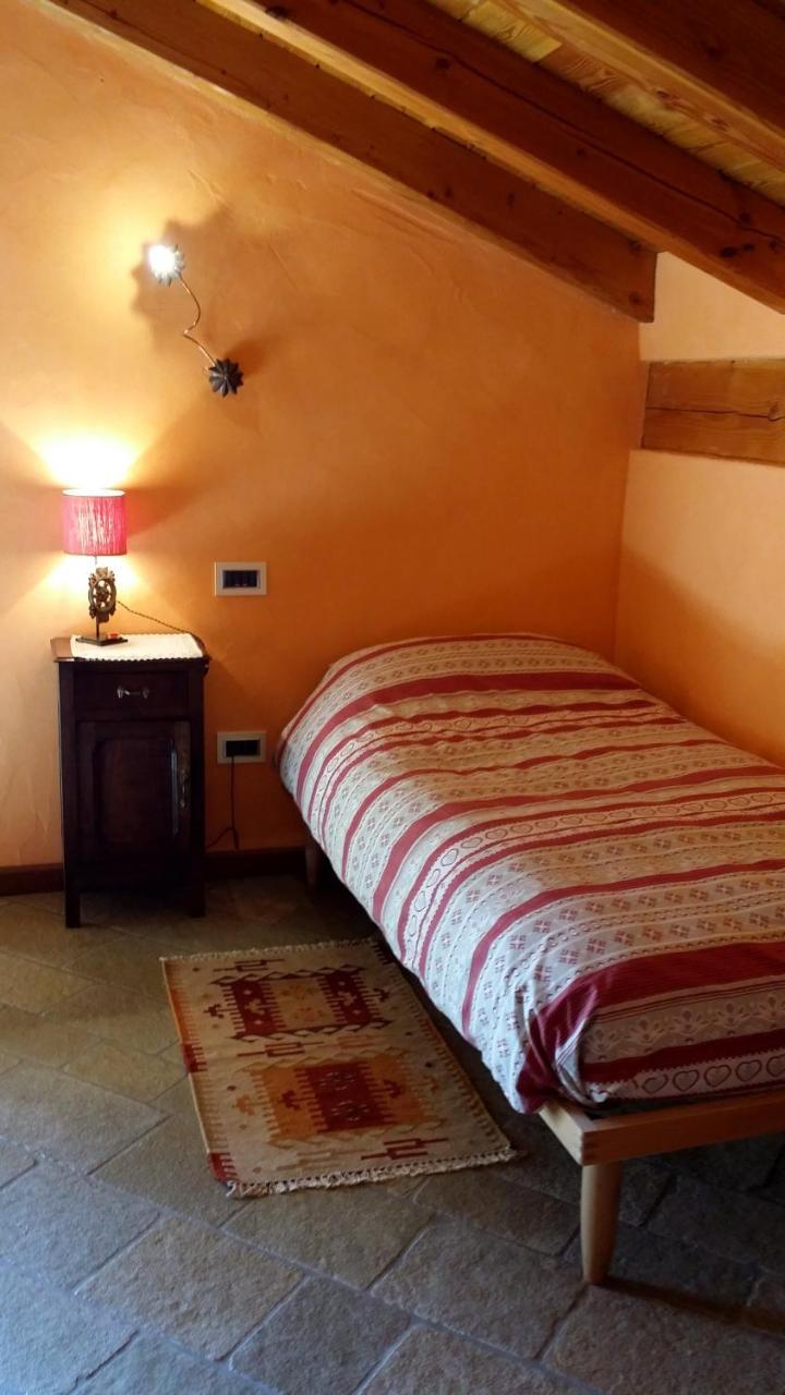 Il Rifugio Della Volpe Appartement Introd Buitenkant foto